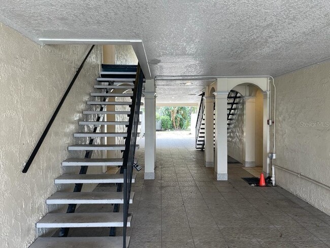 Building Photo - 1928 Conway Rd