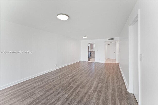 Building Photo - 5100 SW 64th Ave