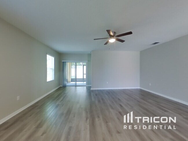 Building Photo - 518 Squires Grove Dr