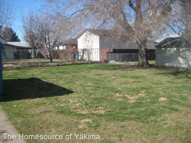 Building Photo - 2 br, 1 bath House - 1408 S. 3rd Ave