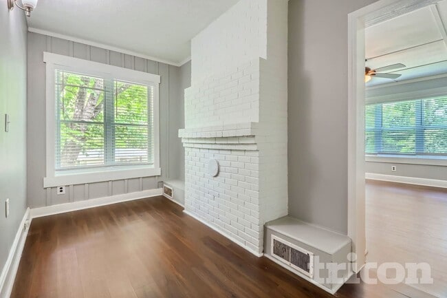 Foto del edificio - 141 Fairview Dr