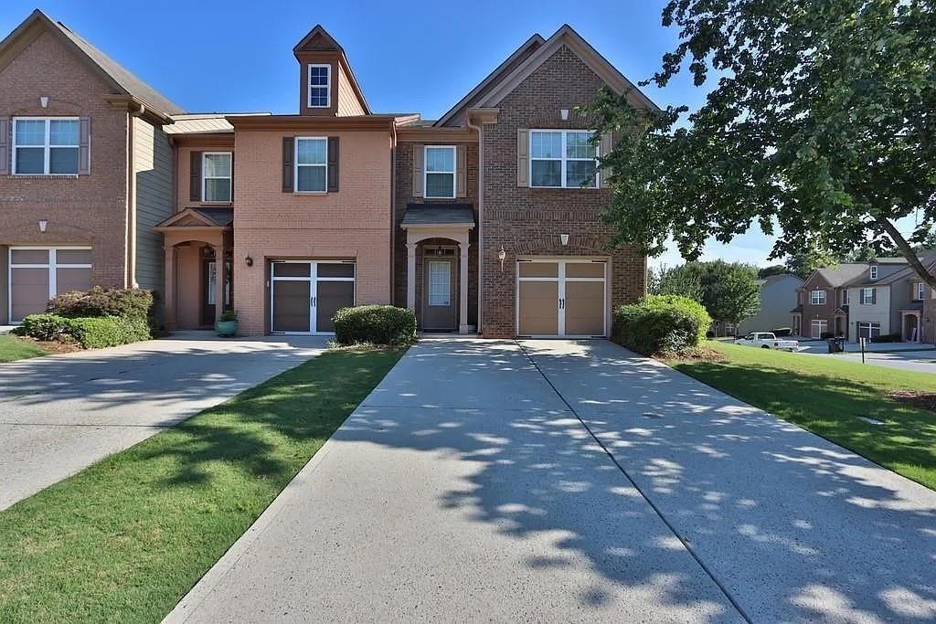 Foto principal - 5025 Sherwood Way