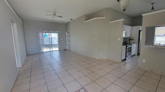 Foto del edificio - 2501 Shelby Cir