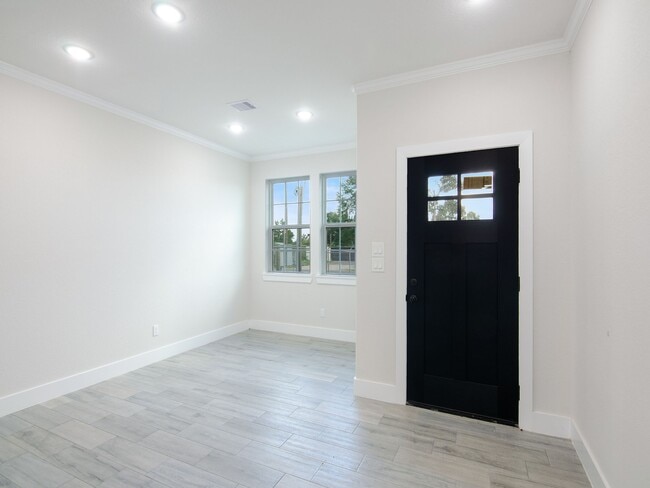 Foto del edificio - 415 County Rd 5102J