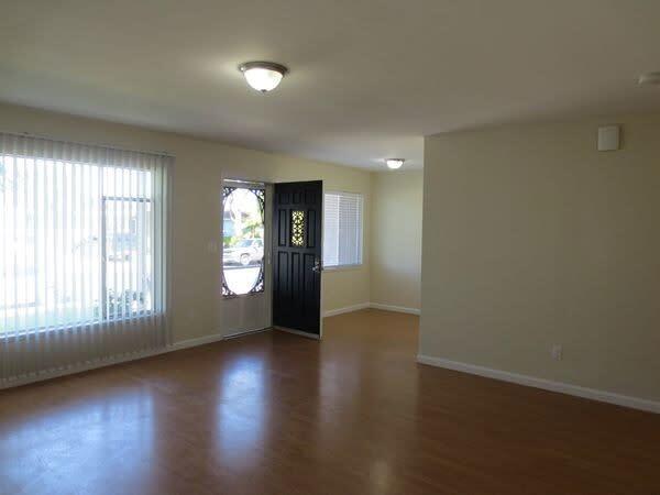 Building Photo - 178 Broderick Dr