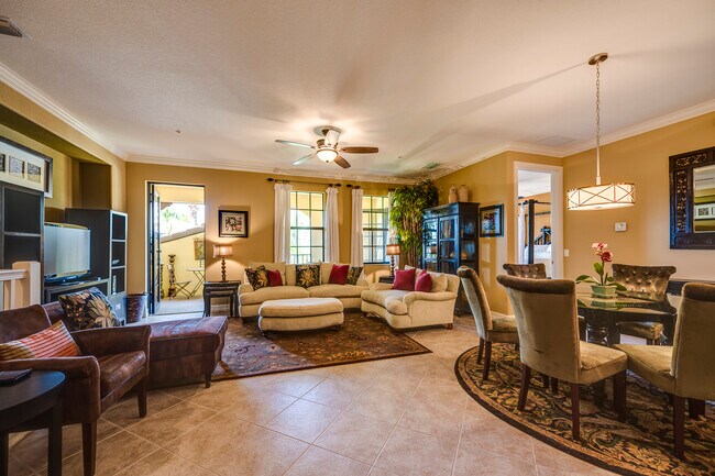 Building Photo - 9088 Chula Vista St