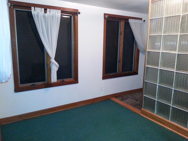 Foto del edificio - 512 Tulip Ave