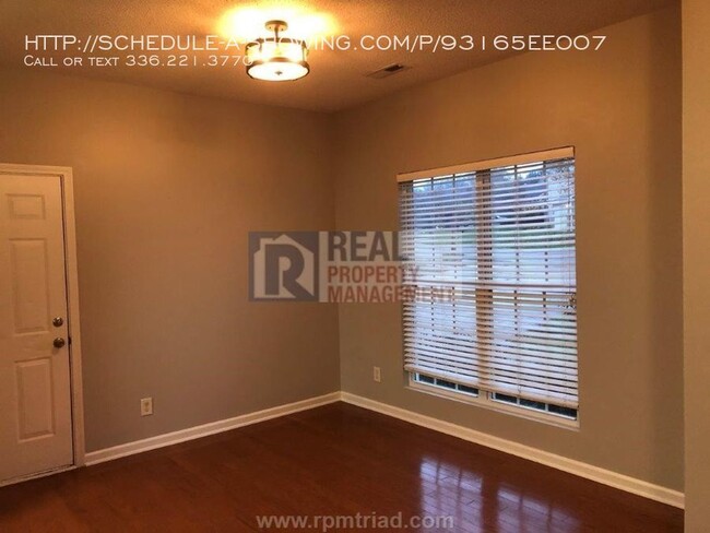 Building Photo - Mebane 4 BR/2.5 BA Alamance County