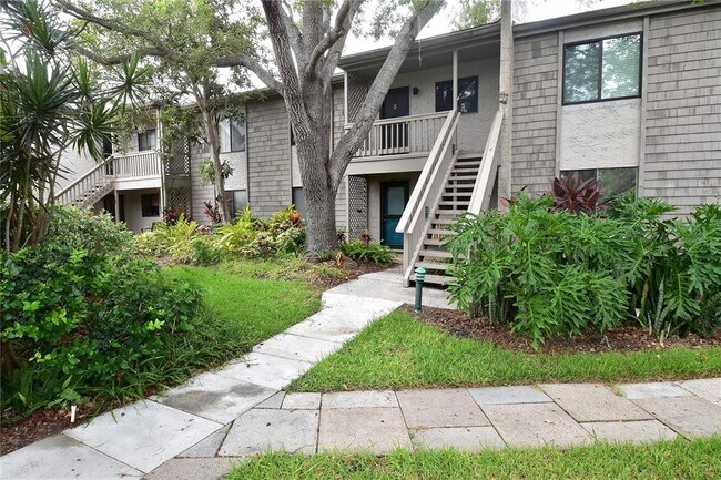 Building Photo - 1529 Pelican Point Dr