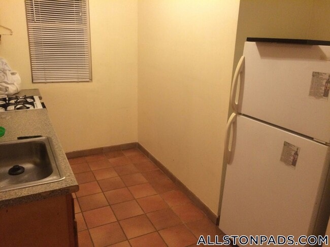 Foto del edificio - 11 Scottfield Rd