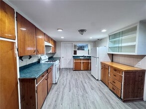 Building Photo - 444 North Ave