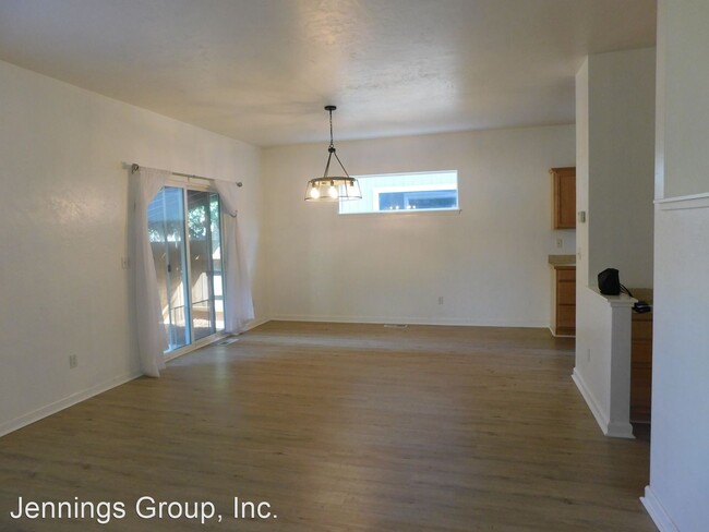 Foto del edificio - 3 br, 2.5 bath House - 3627 Kendra Street