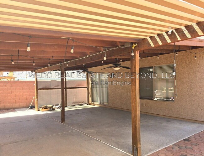Building Photo - 19011 N 14th Pl