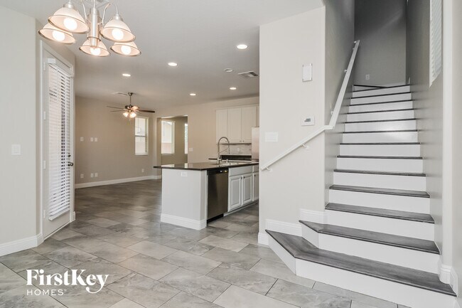 Foto del edificio - 5439 Funks Grove Ln