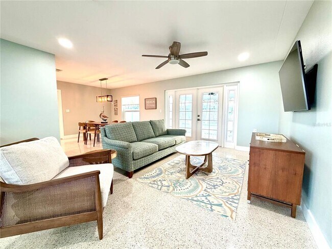 Foto del edificio - 10133 4th St E