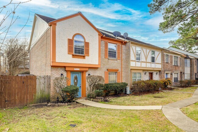 Building Photo - 17114 Beaver Springs Dr