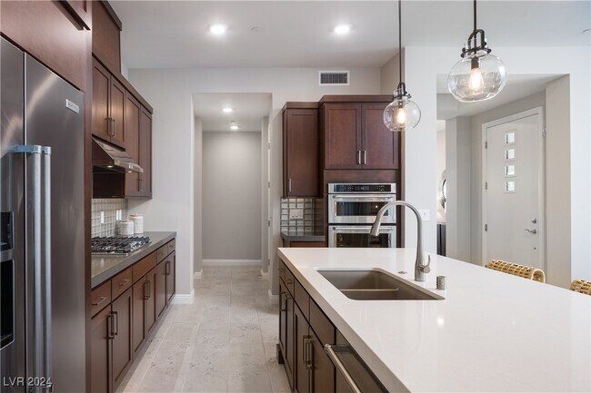 Building Photo - 11280 Granite Ridge Dr