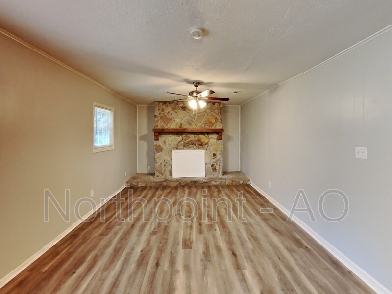 10211 Allen Dr SW, Covington, GA 30014 House Rental in Covington, GA