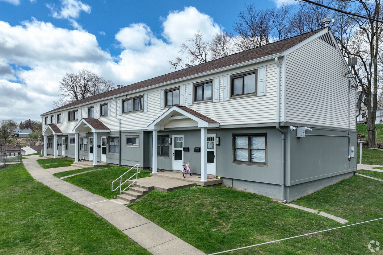Foto principal - Pleasantview Homes