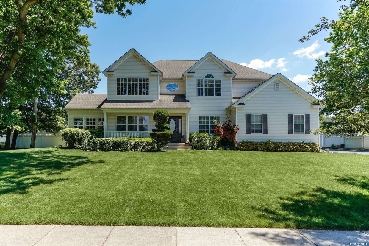 5 Daffodil Ln  