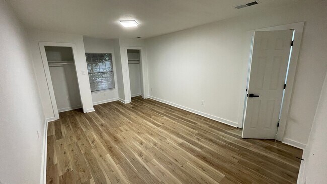 Foto del edificio - 609 Cox St