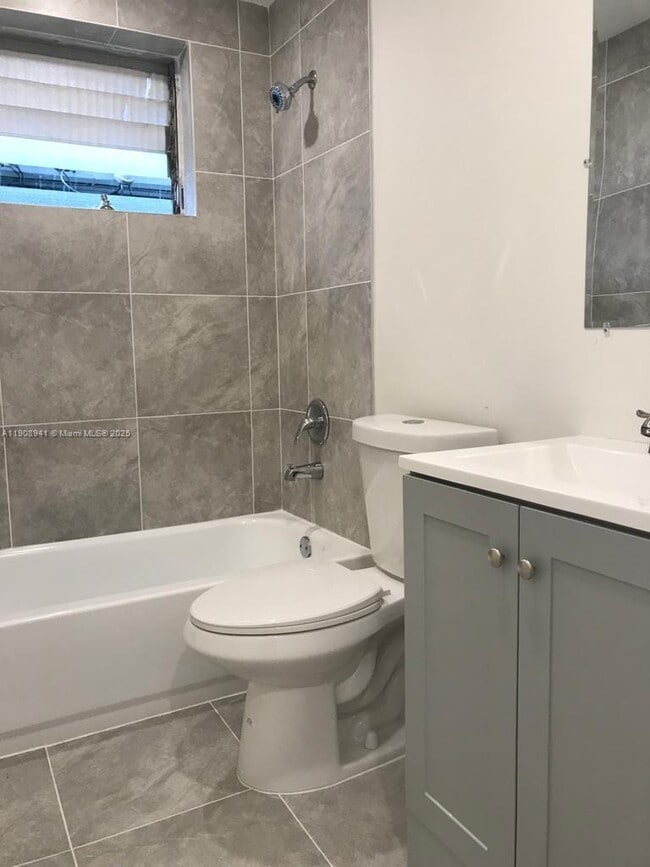 Building Photo - 1951 NE 167th St