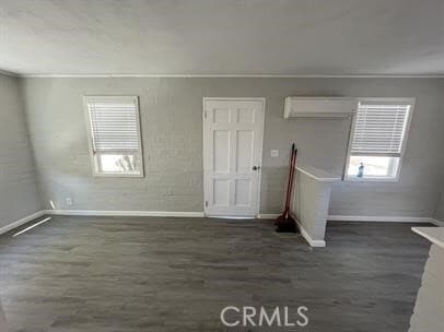 Foto del edificio - 6637 Oasis Ave
