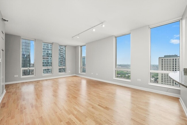 Building Photo - 1234/1250 S Michigan Ave