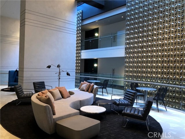 Foto del edificio - 400 S Broadway
