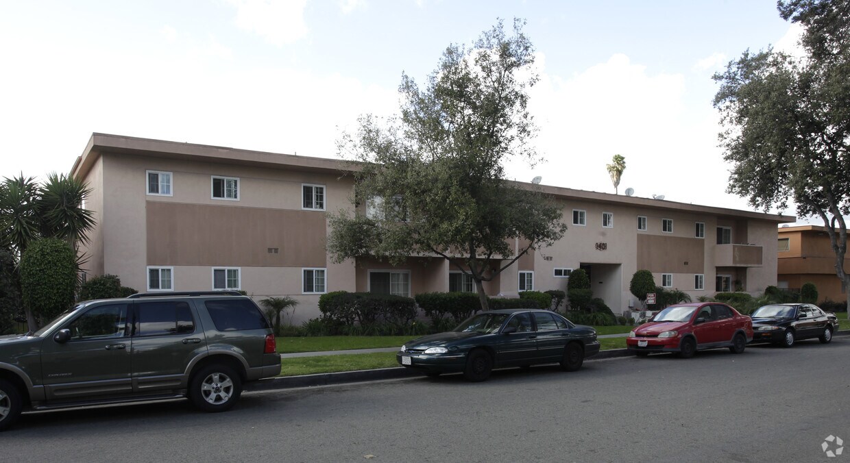 Primary Photo - 1401 S Orange Ave