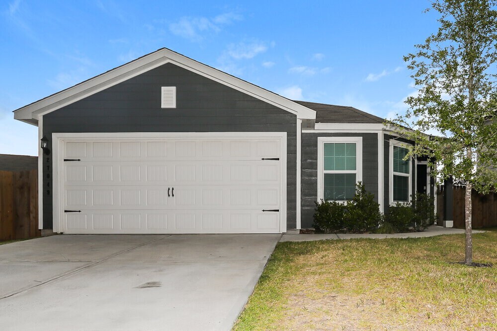 Foto principal - 27049 Leonardo Dr