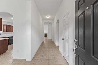 Building Photo - 25107 Clover Ranch Dr