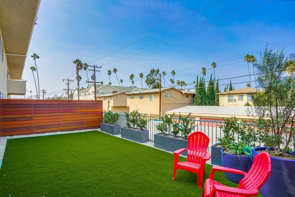 Foto principal - 621 E 99th St