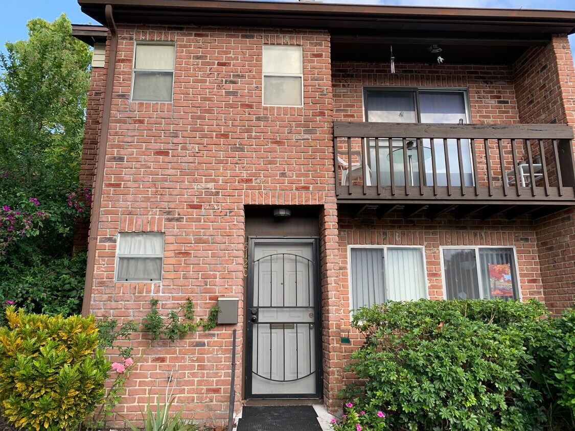 5120 Picadilly Circus Ct, Orlando, FL 32839 Condo for Rent in Orlando