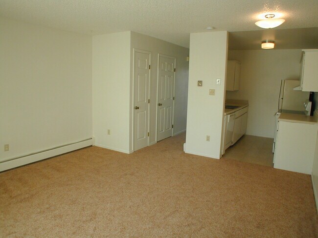 Building Photo - Hickory 4714