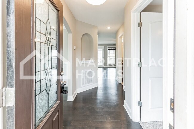 Foto del edificio - 1129 Hilliard Ln
