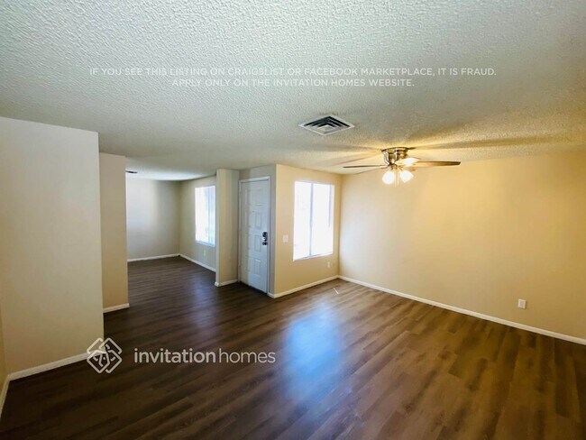 Building Photo - 2103 N Verano Way