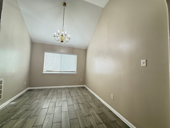 Building Photo - 6111 Settlers Village Dr