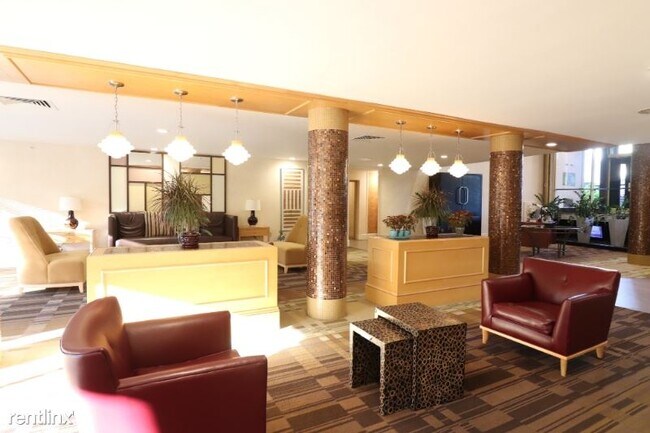 Foto del edificio - 100 Monmouth St