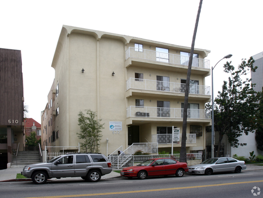 Building Photo - 522 S Normandie Ave