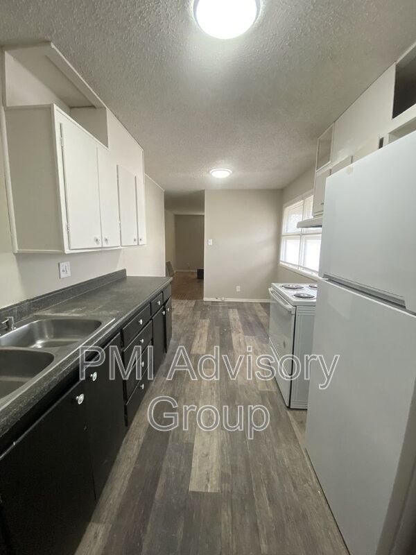 Foto del edificio - 409 SE 34th St