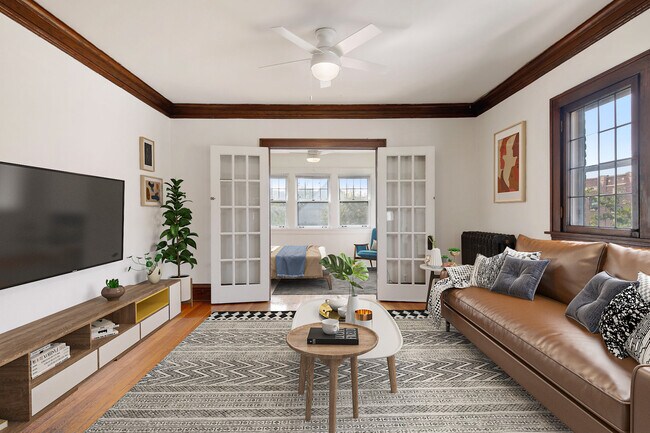 Foto del edificio - 2415 Harriet Ave.
