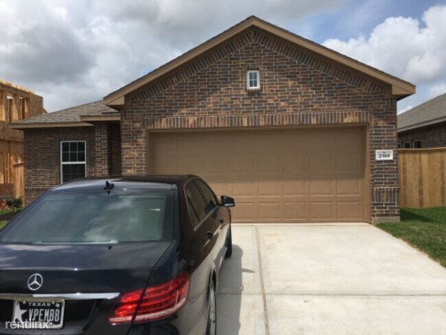 Foto del edificio - 3 br, 2 bath House - 2319 Langley Dr