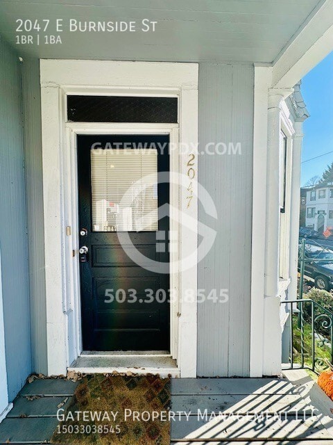 Foto del edificio - 2047 E Burnside St