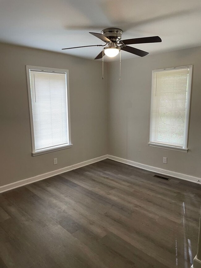 Foto del edificio - 1664 NE 22nd St