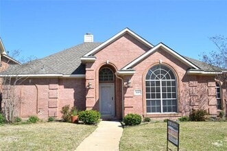 Building Photo - 3609 Adavale Dr