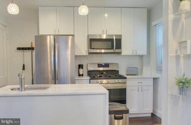 Foto del edificio - 4341 F St SE