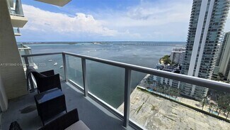 Building Photo - 1155 Brickell Bay Dr