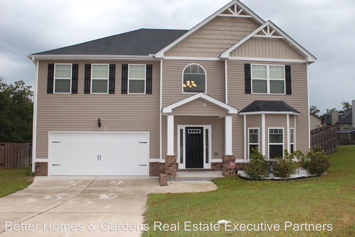 Foto principal - 4 br, 2.5 bath House - 2733 Huntcliffe Drive