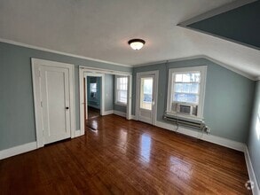 Building Photo - 1340 Plum St